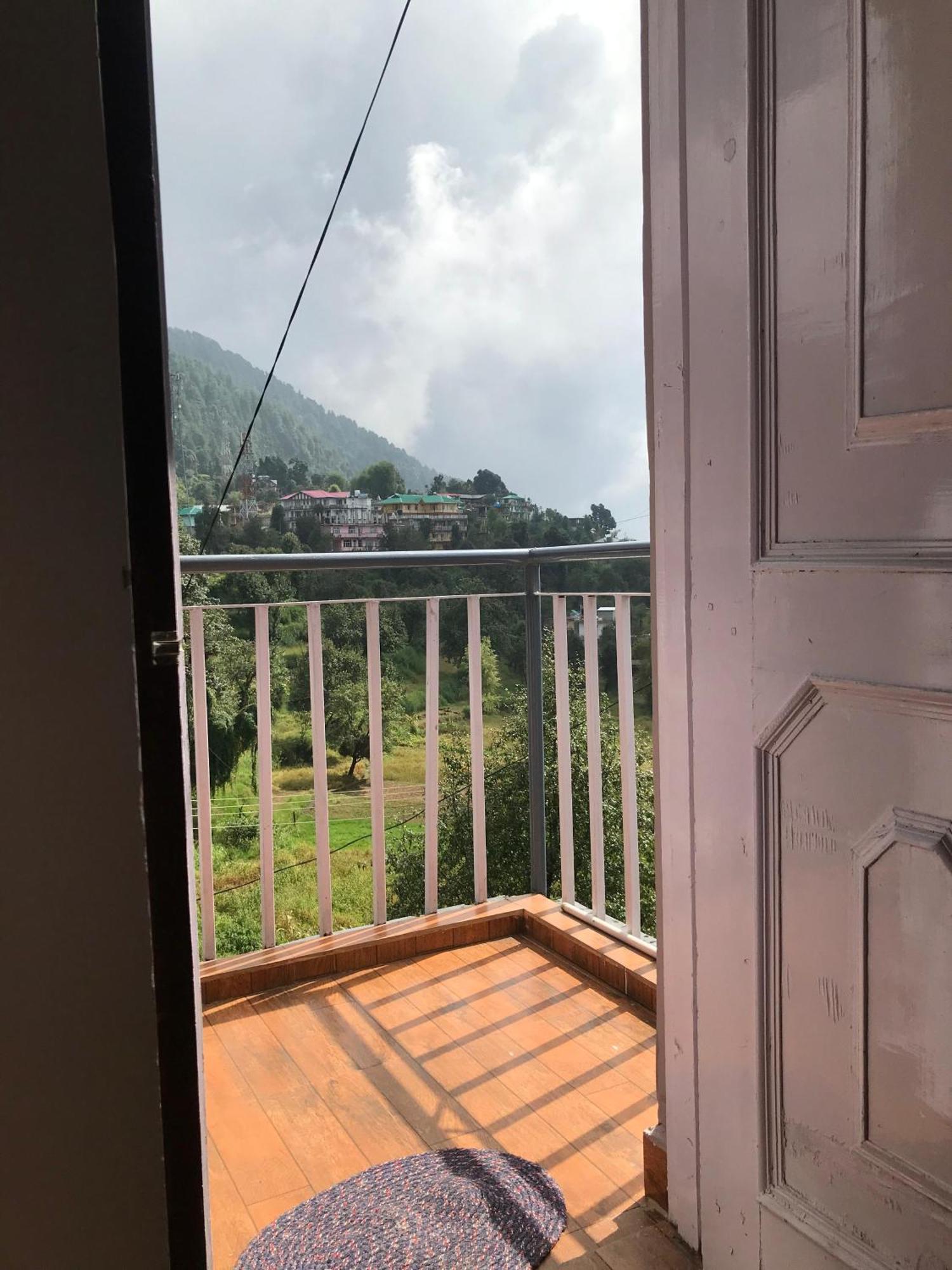 Mcleodganj Diaries Guest House Dharamshala Esterno foto