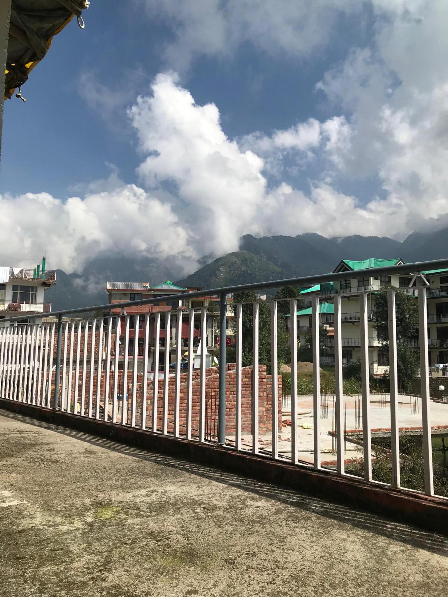 Mcleodganj Diaries Guest House Dharamshala Esterno foto